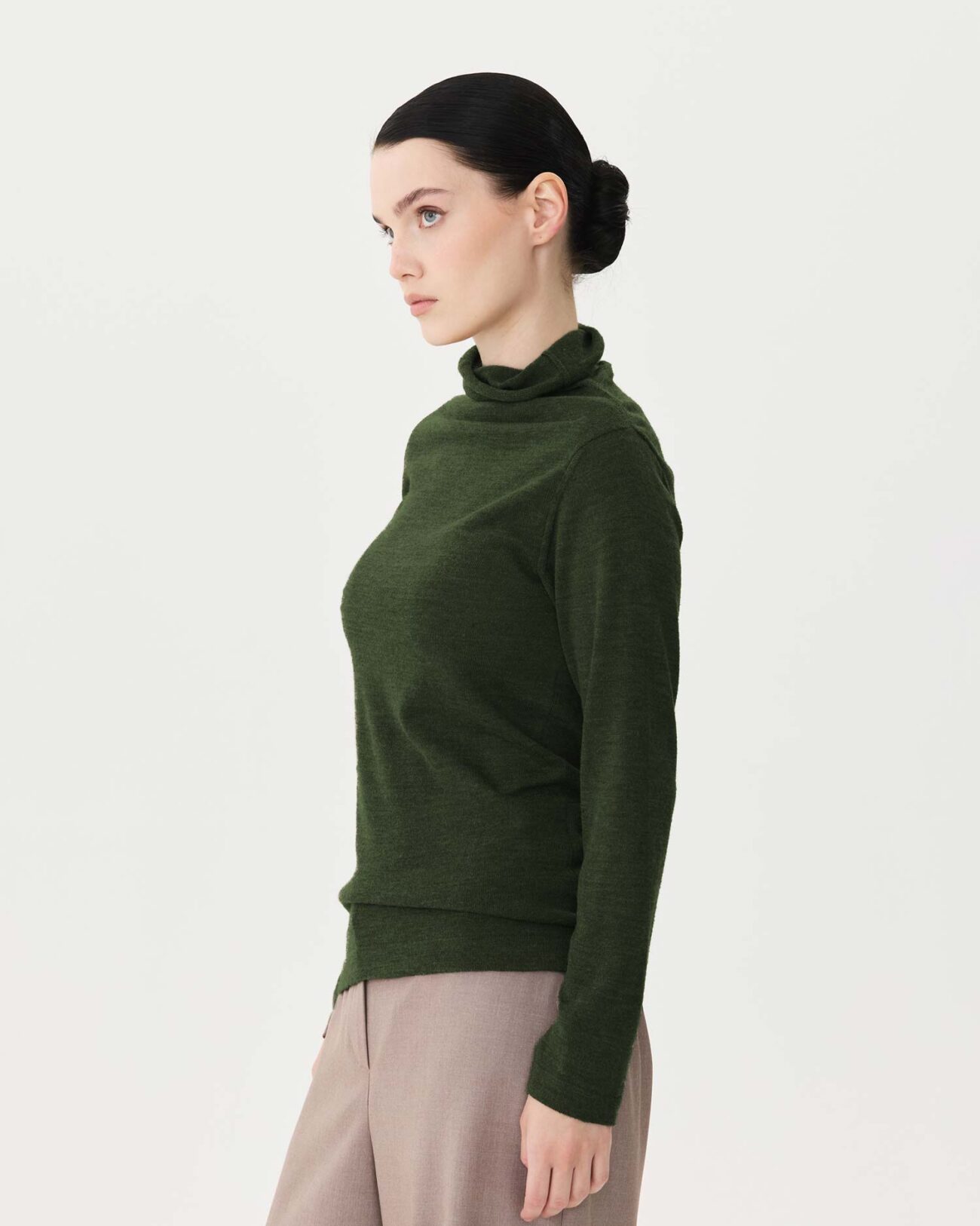Джемпер из коллекции Fall-Winter 25/26 Victoria Andreyanova