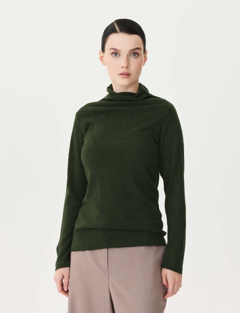 Джемпер из коллекции Fall-Winter 25/26 Victoria Andreyanova