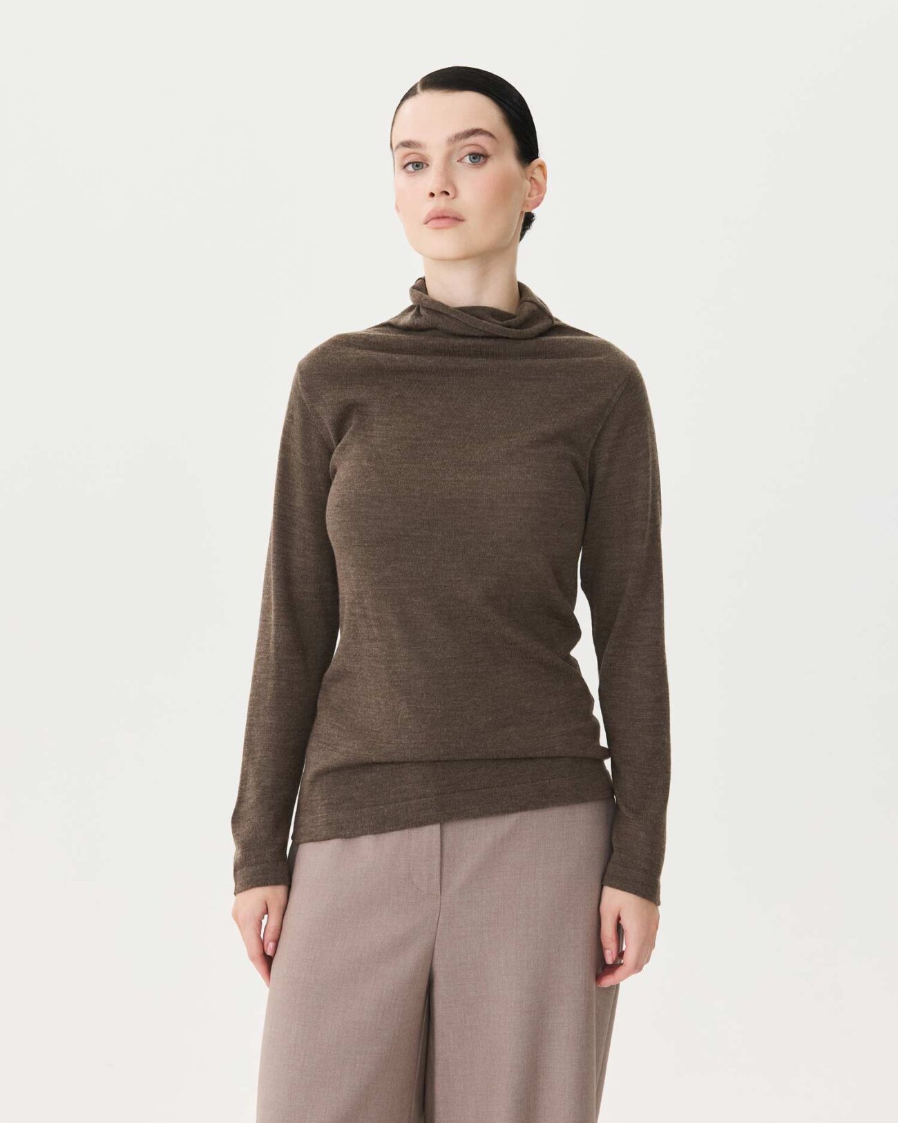 Джемпер из коллекции Fall-Winter 25/26 Victoria Andreyanova