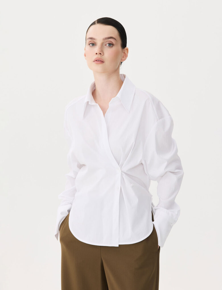 Рубашка из коллекции Fall-Winter 25/26 Victoria Andreyanova