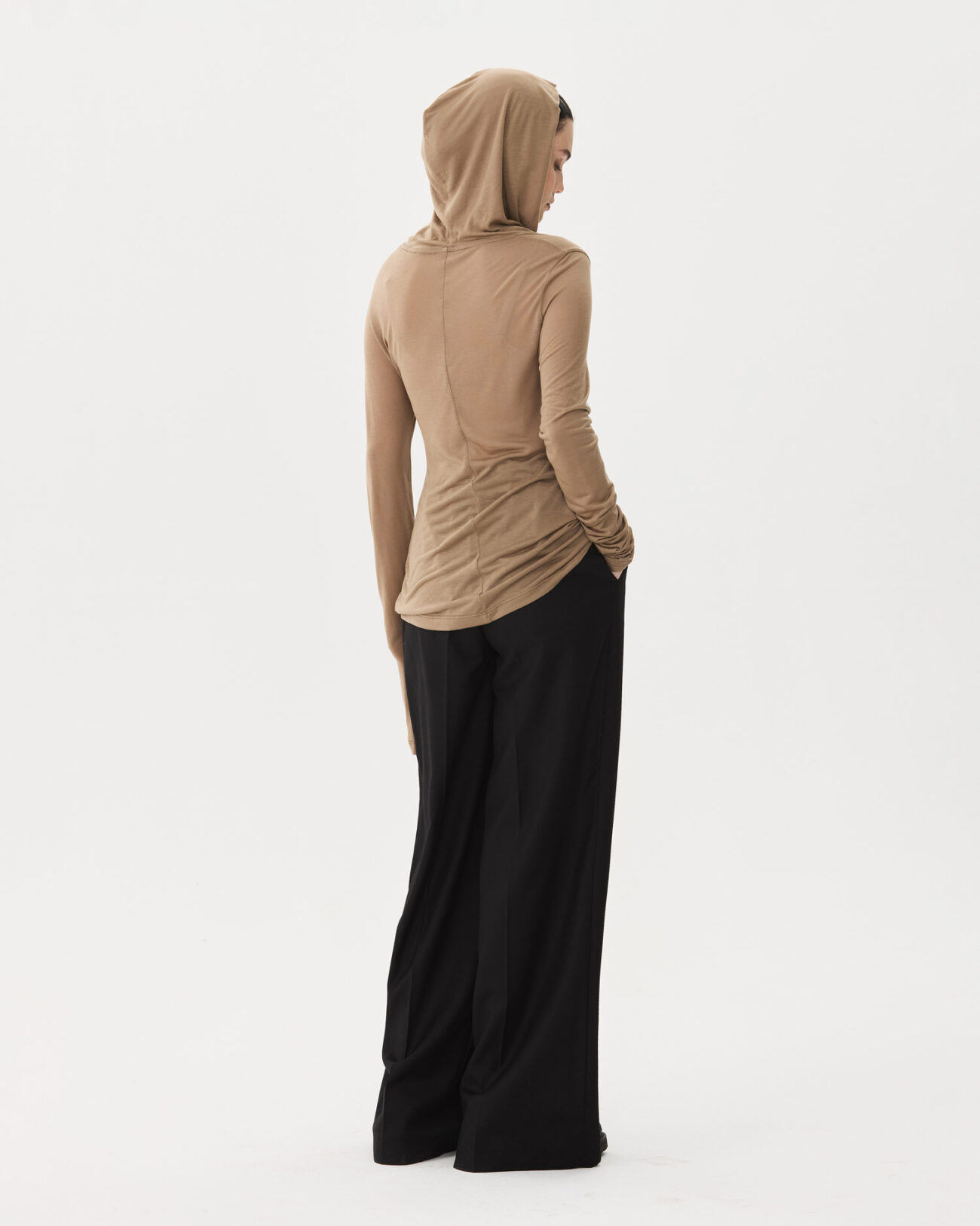 Лонгслив из коллекции Fall-Winter 25/26 Victoria Andreyanova