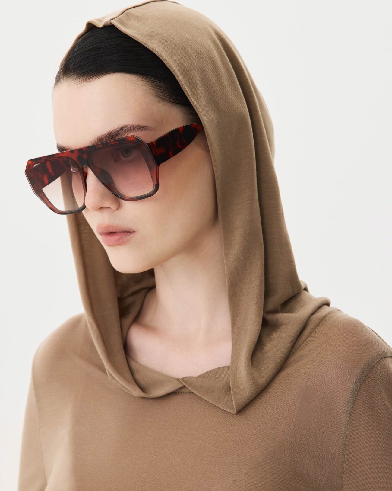 Лонгслив из коллекции Fall-Winter 25/26 Victoria Andreyanova