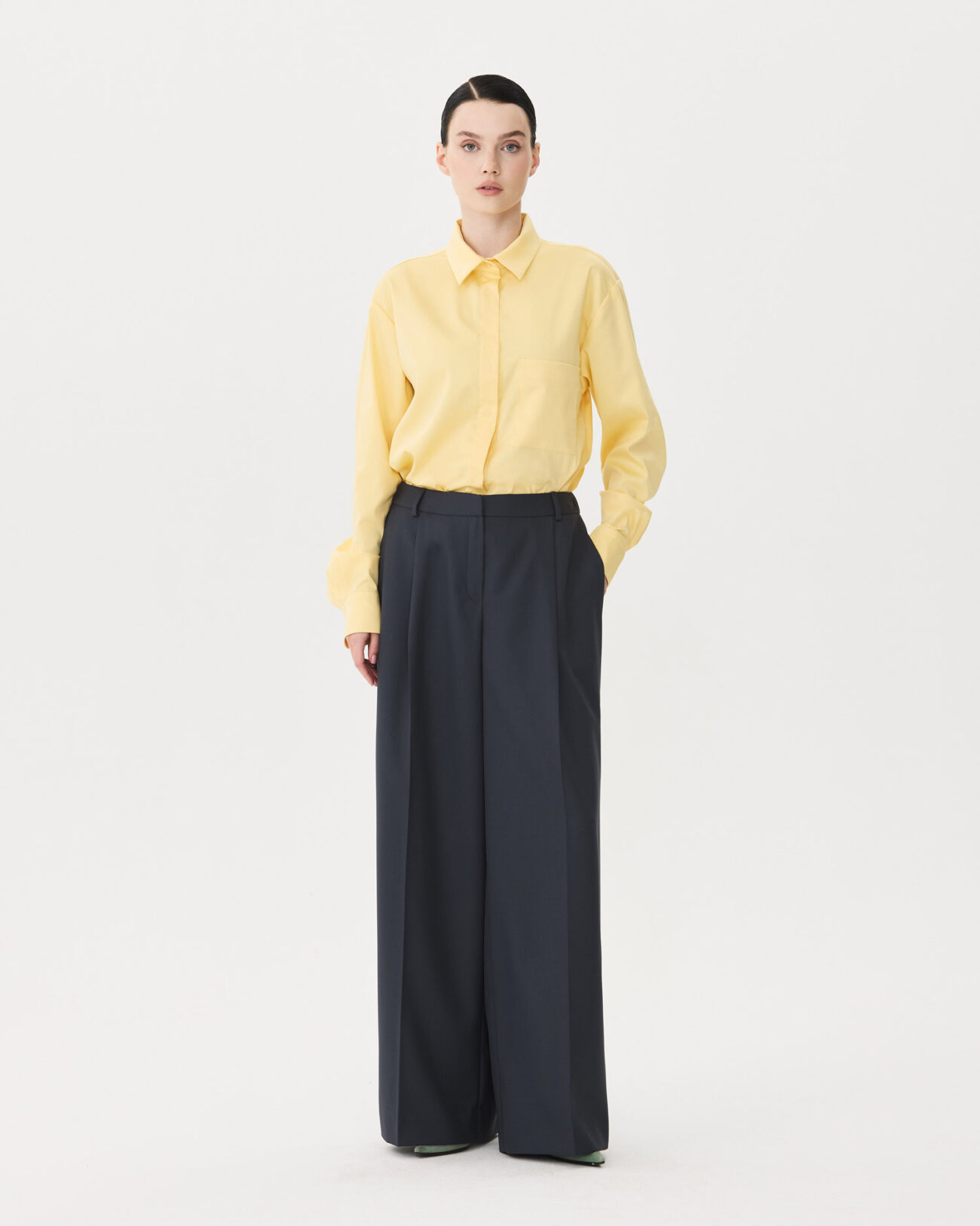 Рубашка из коллекции Fall-Winter 25/26 Victoria Andreyanova