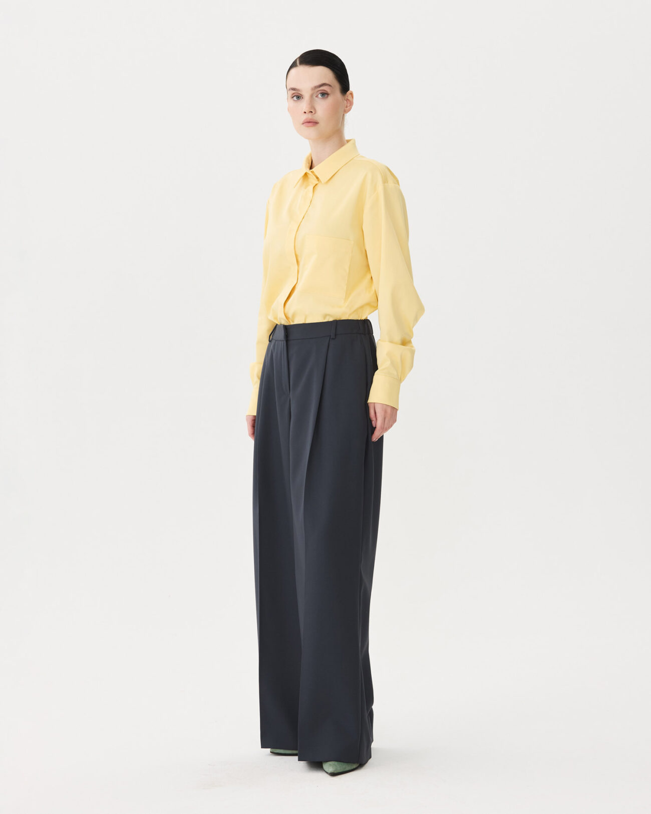 Брюки из коллекции Fall-Winter 25/26 Victoria Andreyanova