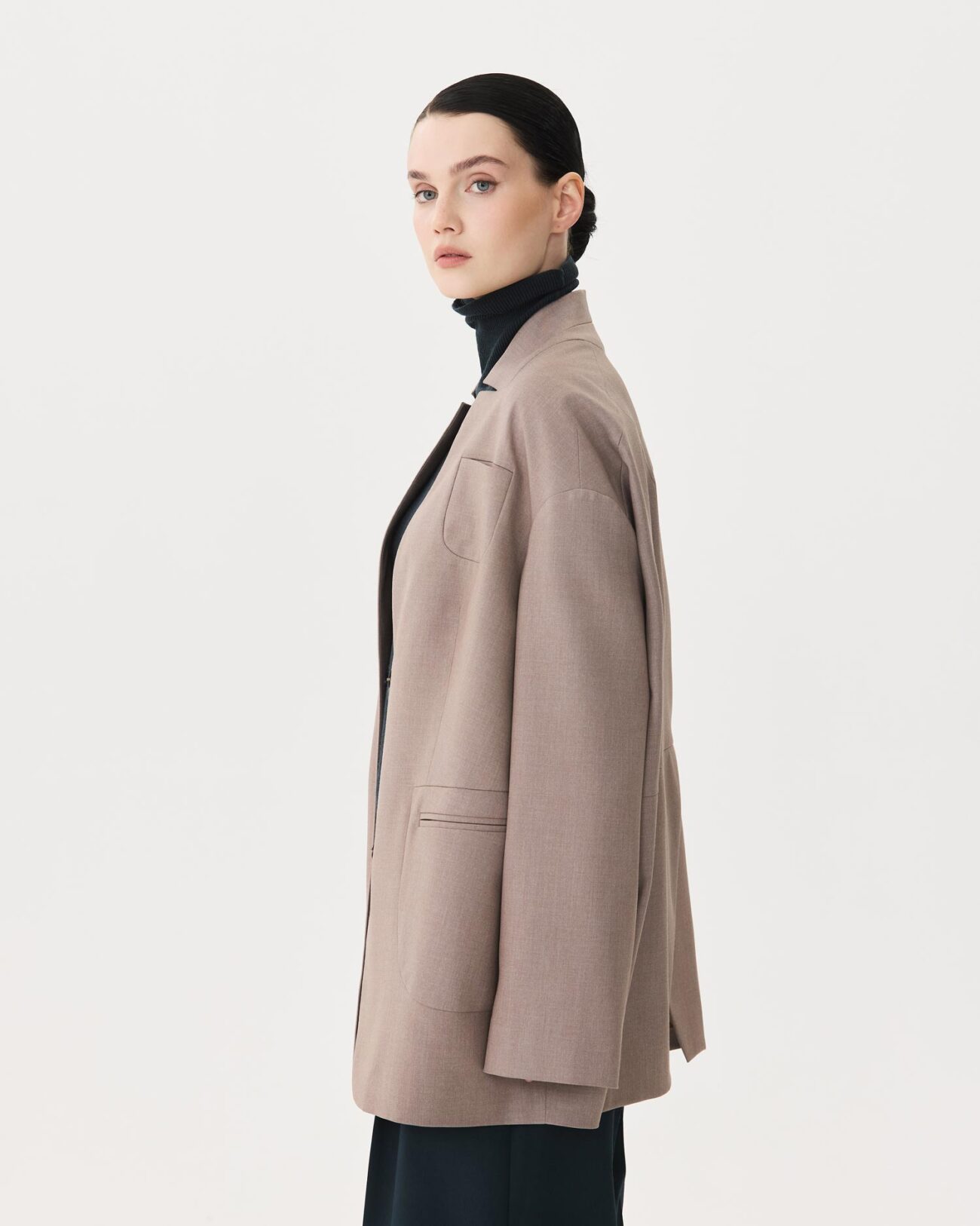 Жакет из коллекции Fall-Winter 25/26 Victoria Andreyanova