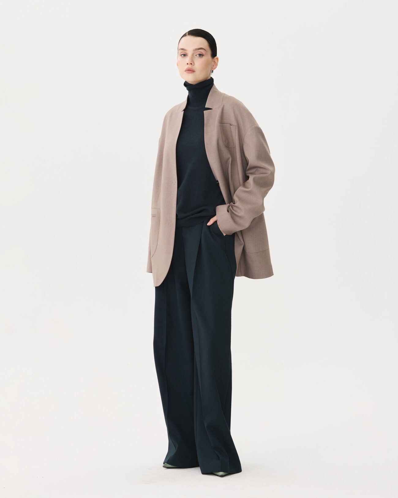 Жакет из коллекции Fall-Winter 25/26 Victoria Andreyanova