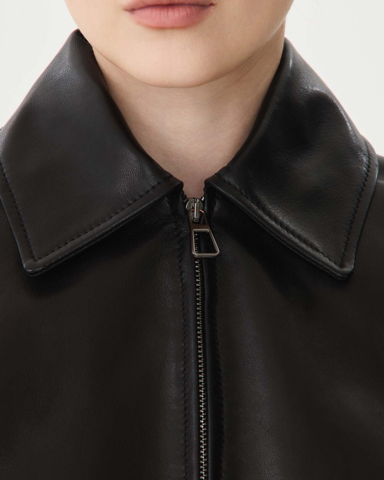 Бомбер-куртка из коллекции Fall-Winter 25/26 Victoria Andreyanova