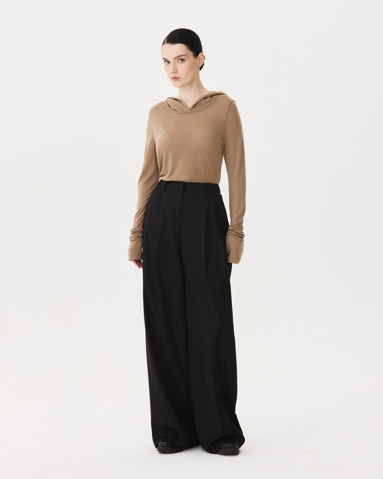 Брюки из коллекции Fall-Winter 25/26 Victoria Andreyanova