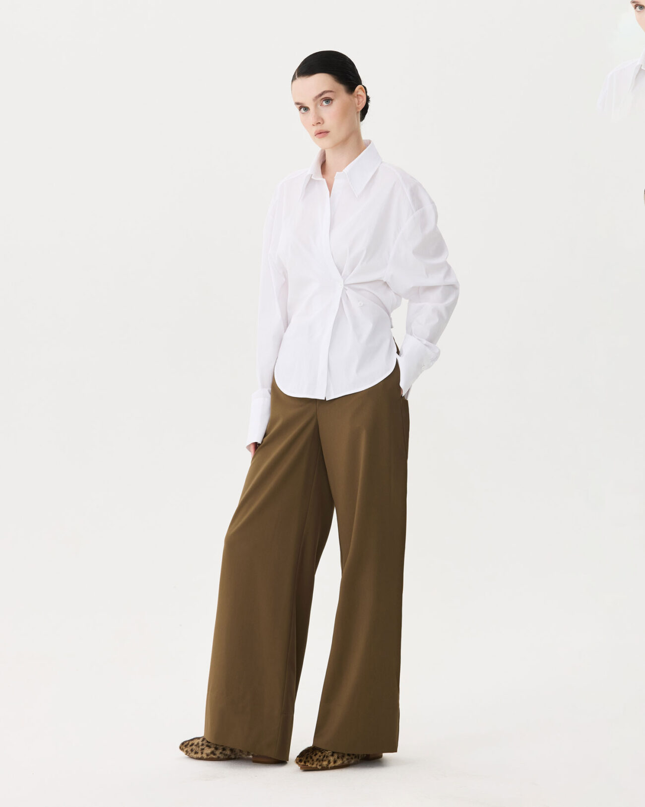 Брюки из коллекции Fall-Winter 25/26 Victoria Andreyanova