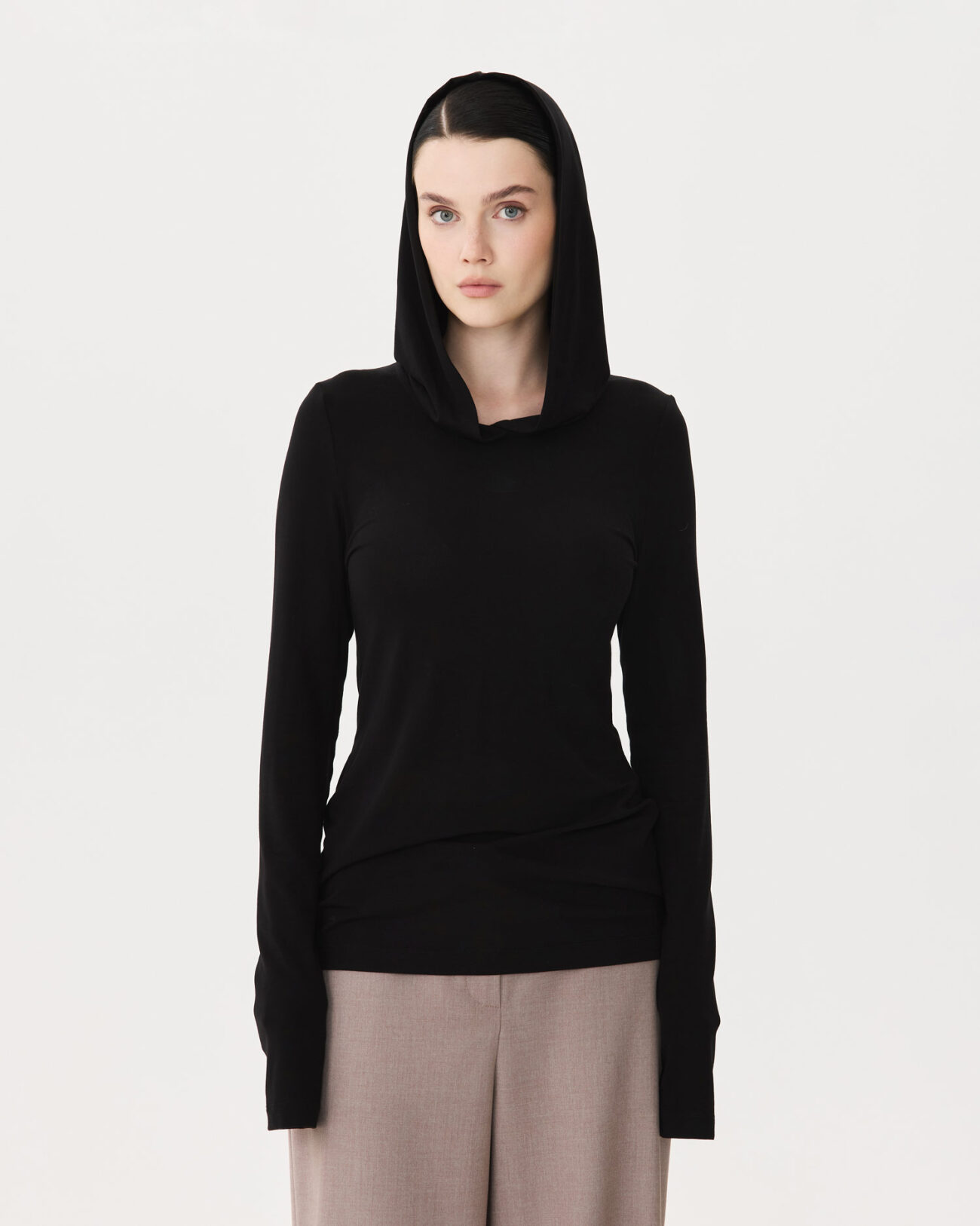 Лонгслив из коллекции Fall-Winter 25/26 Victoria Andreyanova