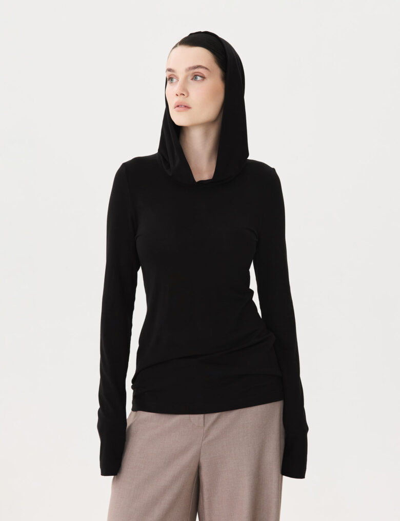 Лонгслив из коллекции Fall-Winter 25/26 Victoria Andreyanova