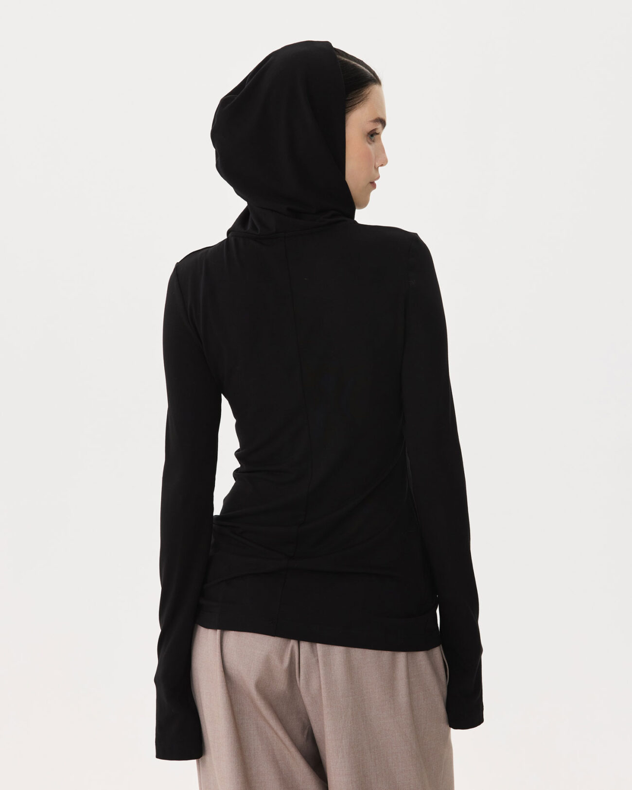 Лонгслив из коллекции Fall-Winter 25/26 Victoria Andreyanova