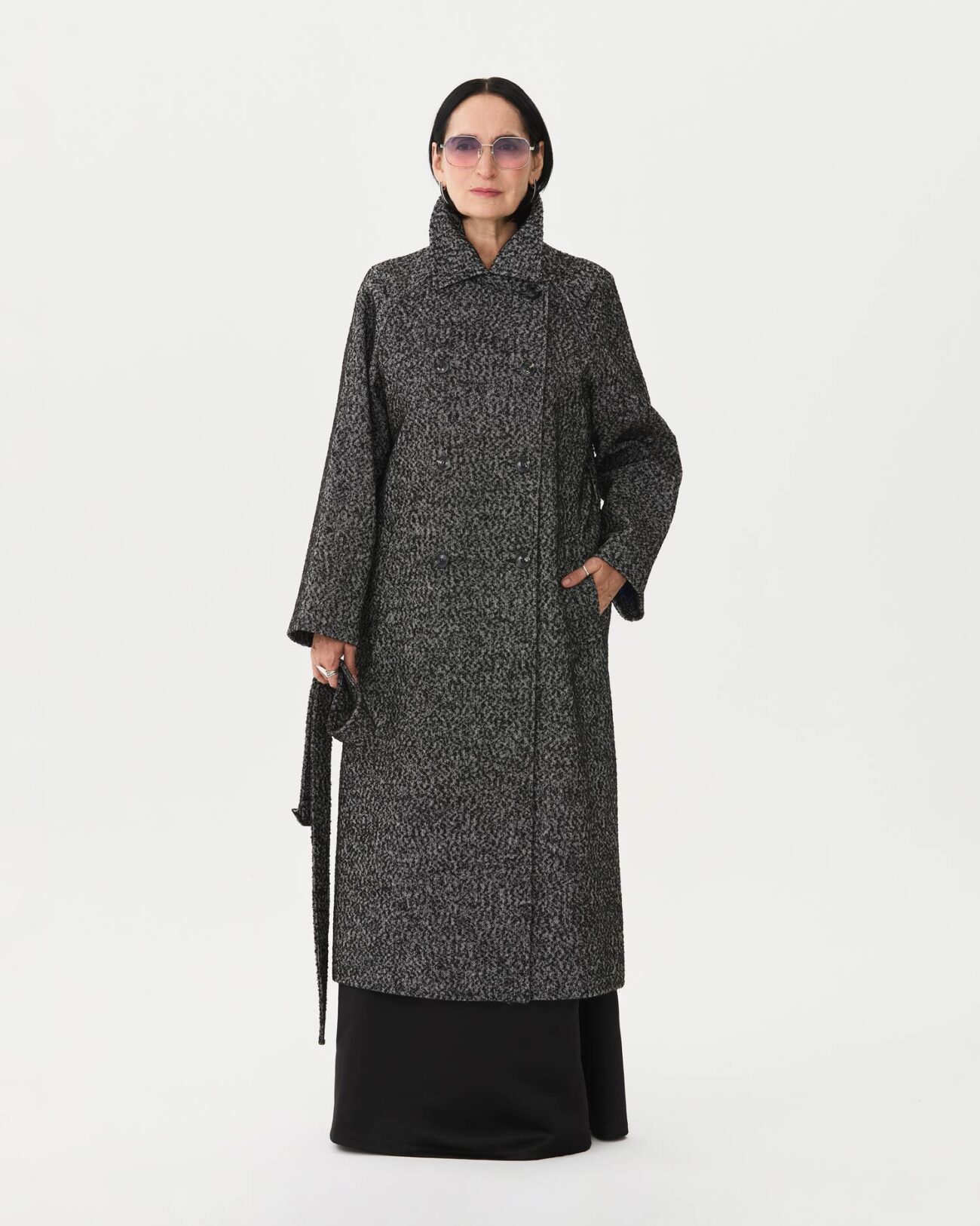 Женское пальто из коллекции Fall-Winter 25/26 Victoria Andreyanova