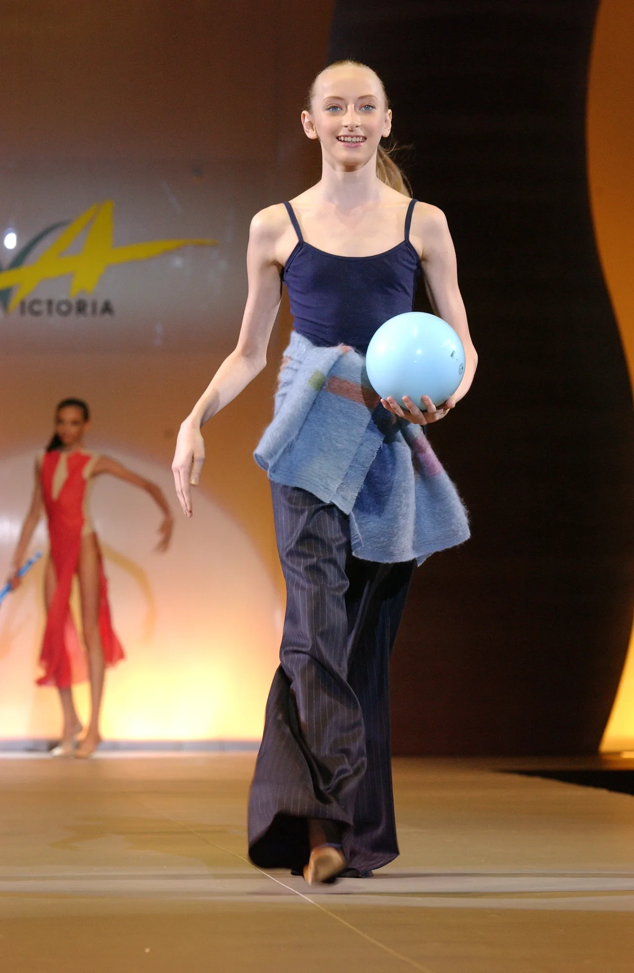 Коллекция 2001 Показательные выступления 2001, Victoria Andreyanova, образ 12