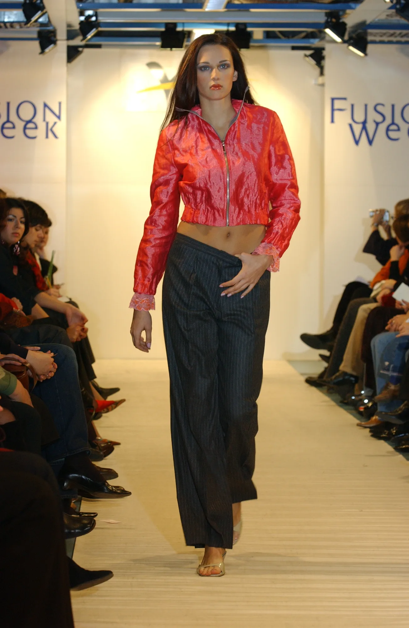 Коллекция 2001 Spring Fusion Week 2001, Victoria Andreyanova, образ 18