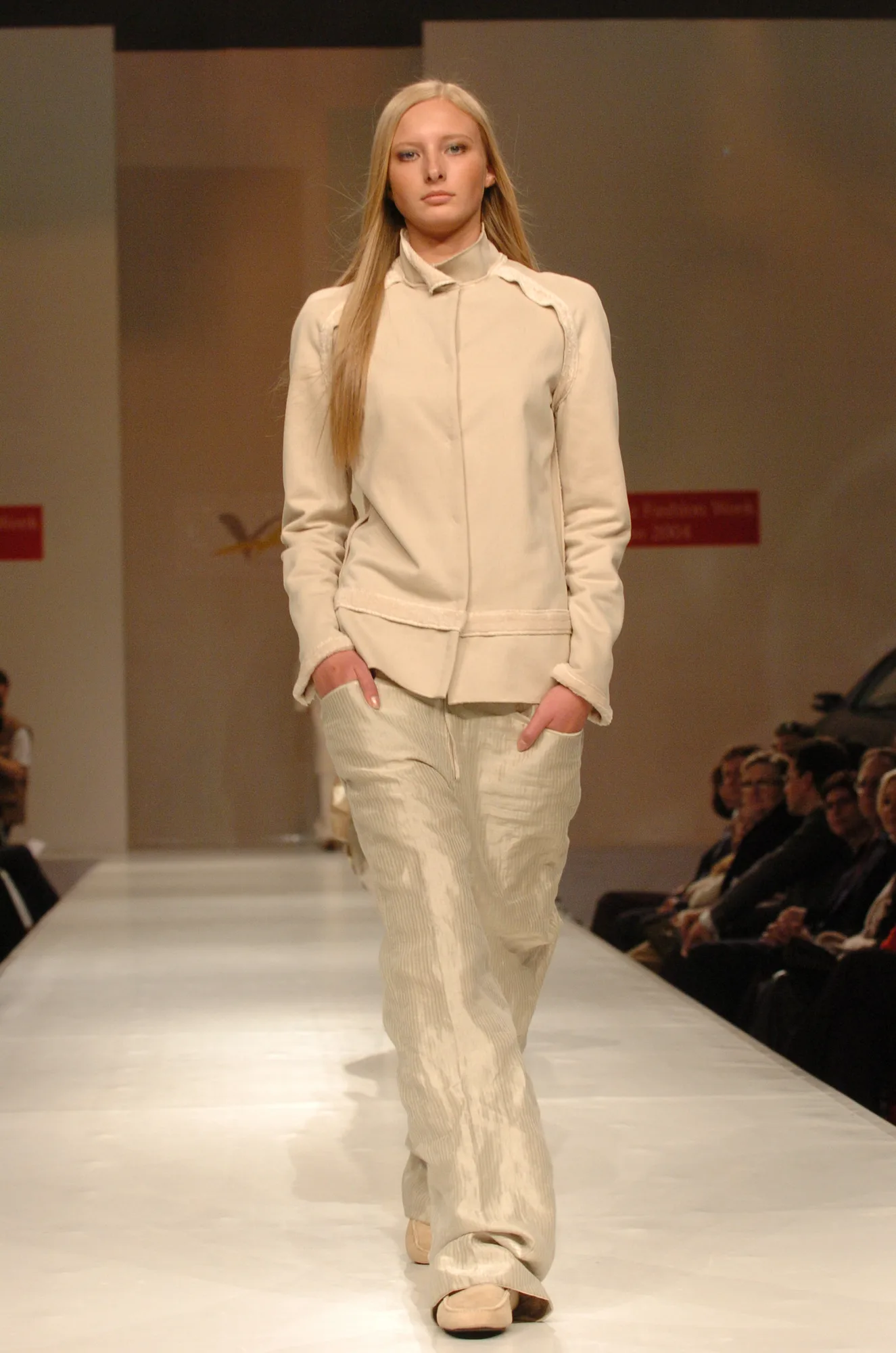 Коллекция 2004 Mercedes 2004, Victoria Andreyanova, образ 10