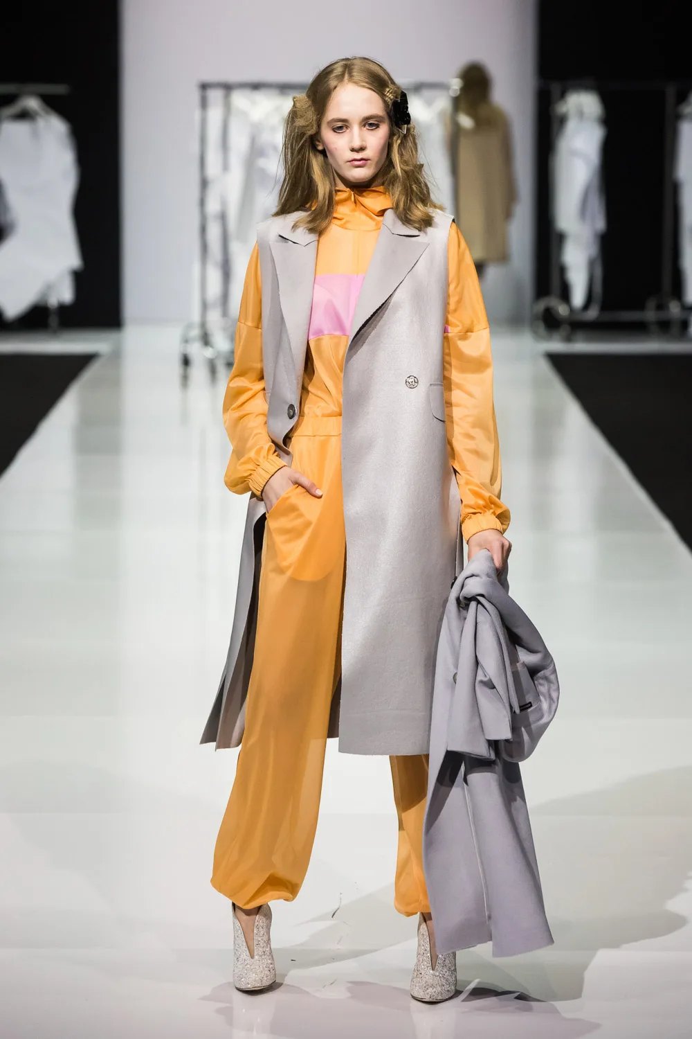 Коллекция FW 2018-19. Британцы в городе 2018, Victoria Andreyanova, образ 10