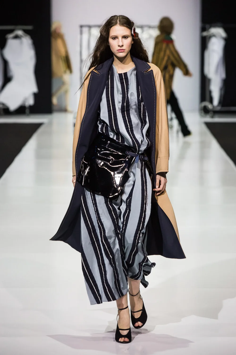 Коллекция FW 2018-19. Британцы в городе 2018, Victoria Andreyanova, образ 44