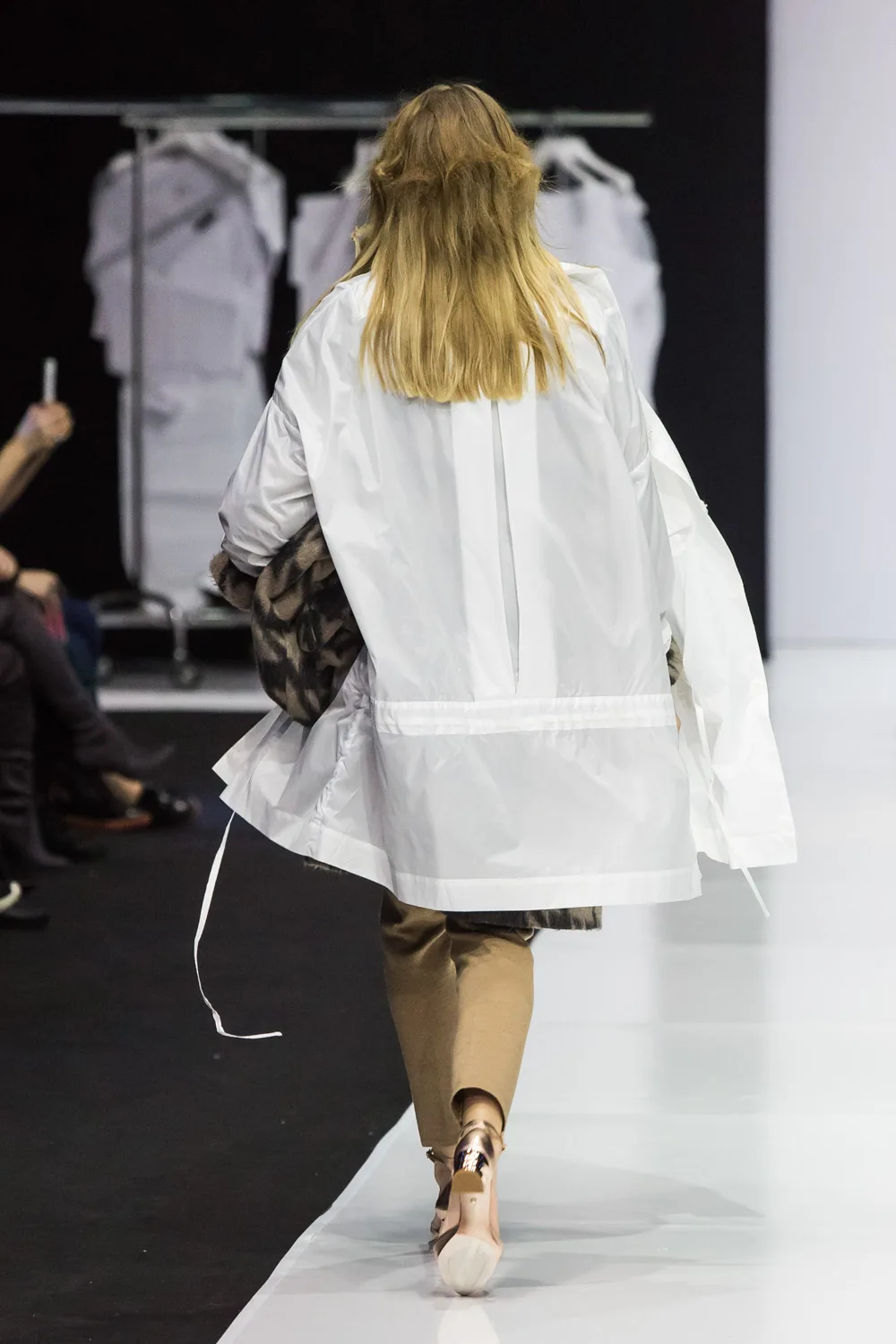 Коллекция FW 2018-19. Британцы в городе 2018, Victoria Andreyanova, образ 61