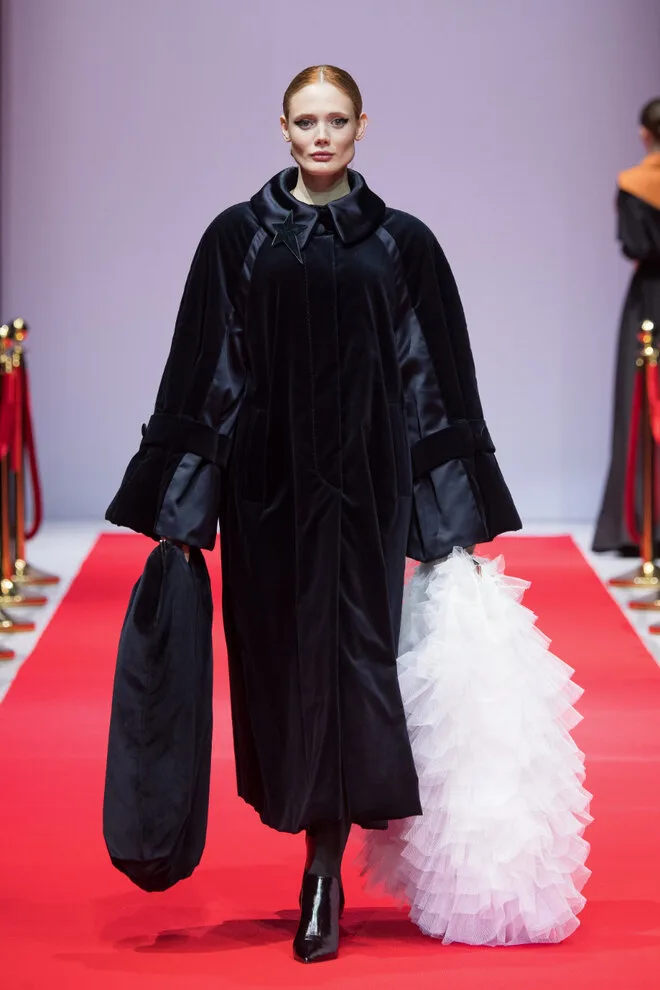 Коллекция FW 2019-20. Королева 2019, Victoria Andreyanova, образ 31