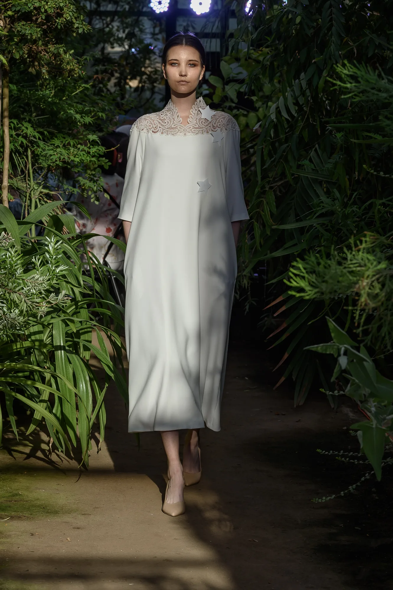 Коллекция VA FW 2019-20 (показ в оранжерее, коллекция ЭПОХА) 2019, Victoria Andreyanova, образ 9